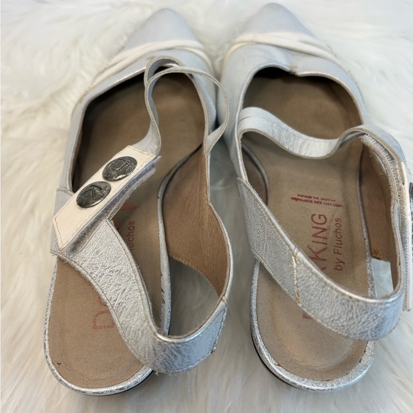 Women's Silver and Cream Slingback Flats - Picture 3 of 8